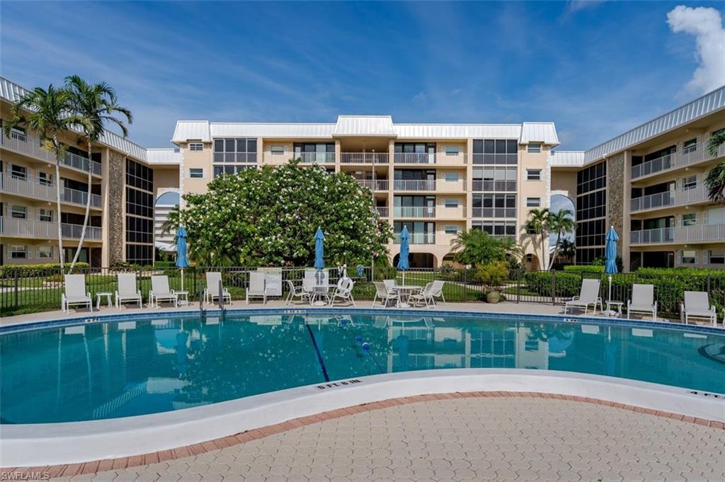 3450 Gulf Shore BLVD N 210 photo 26