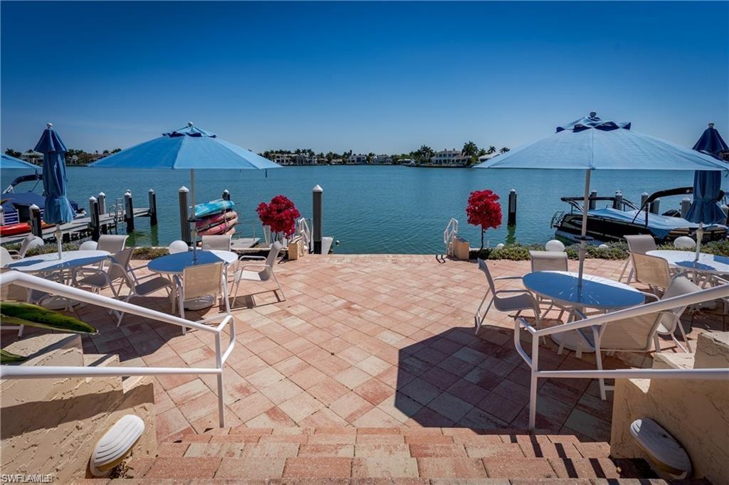 3450 Gulf Shore BLVD N 210 photo 28