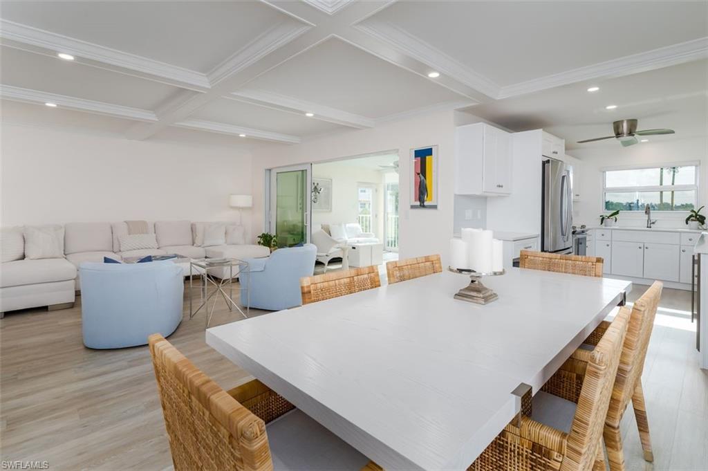 3450 Gulf Shore BLVD N 210 photo 8