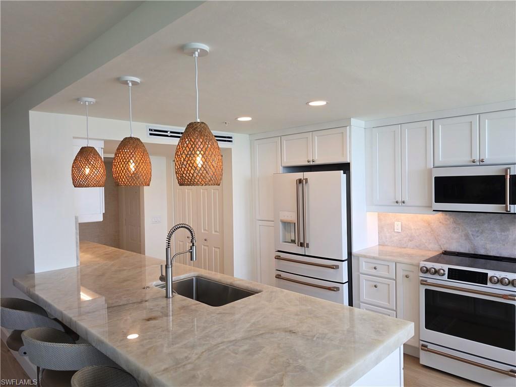 5550 Heron Point DR 903 photo 9