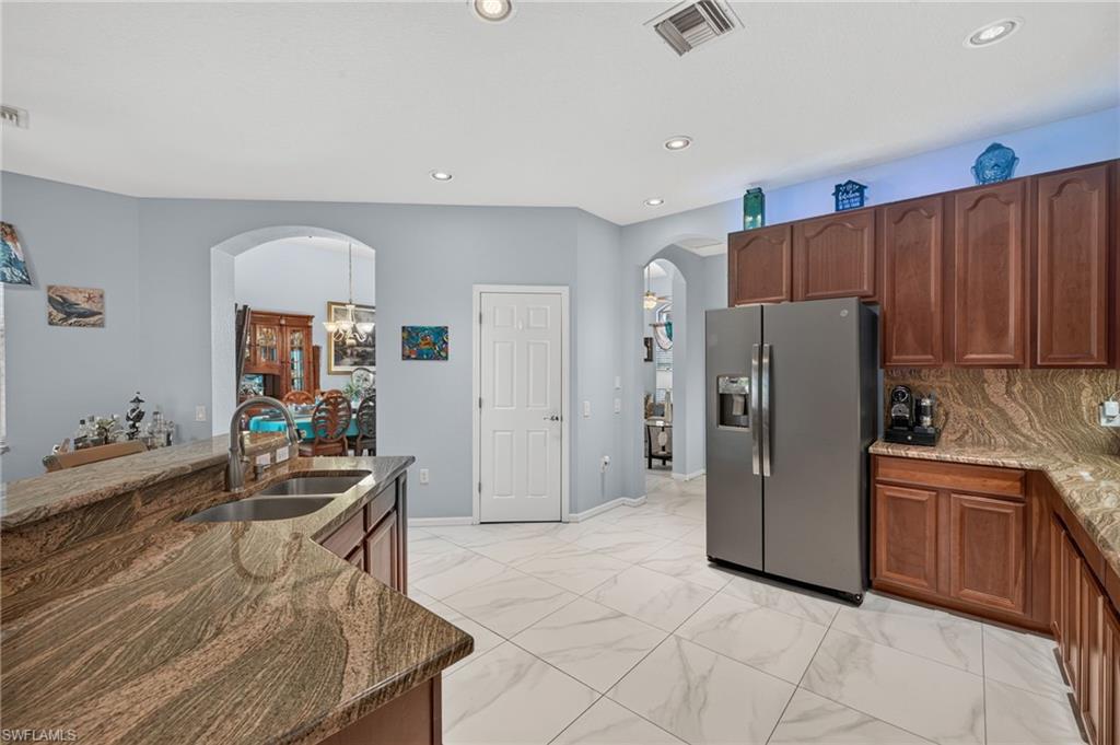 10650 Sir Michaels Place DR photo 6