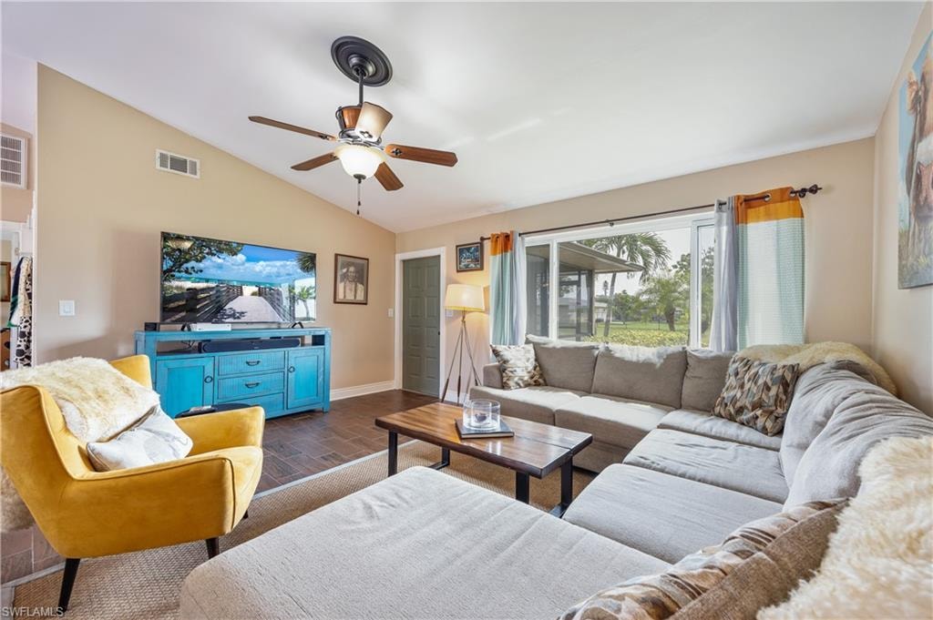 250 NE 10th PL