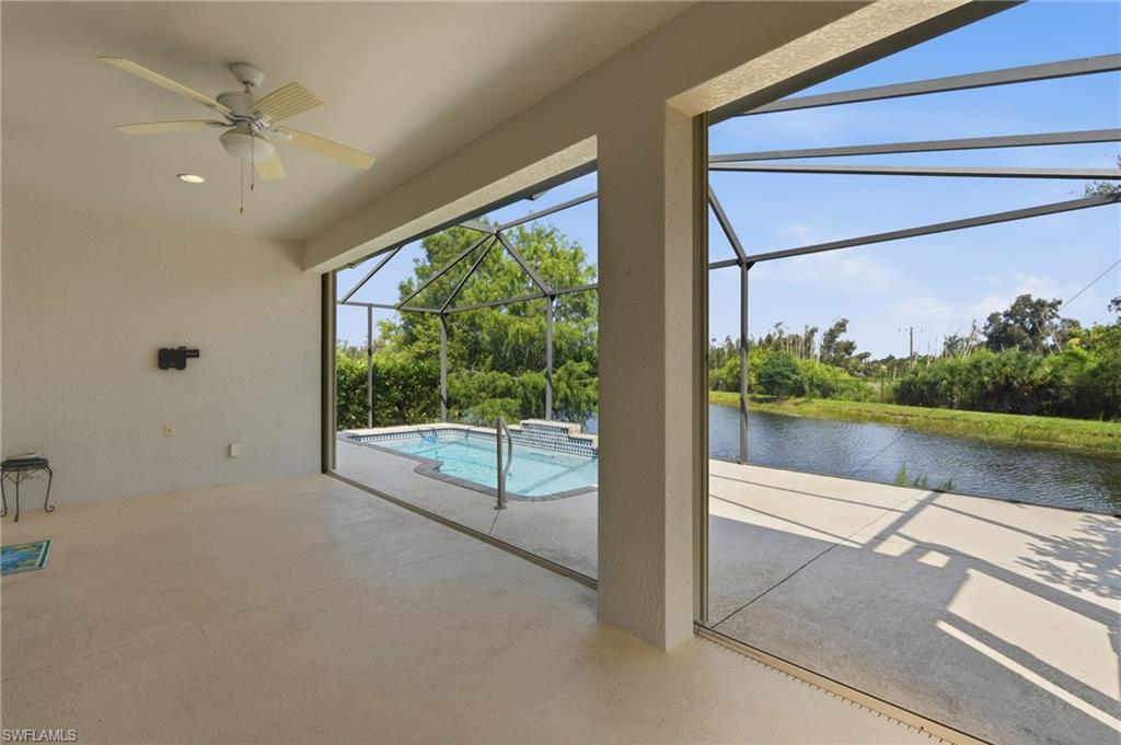 8618 Banyan Bay BLVD photo 28