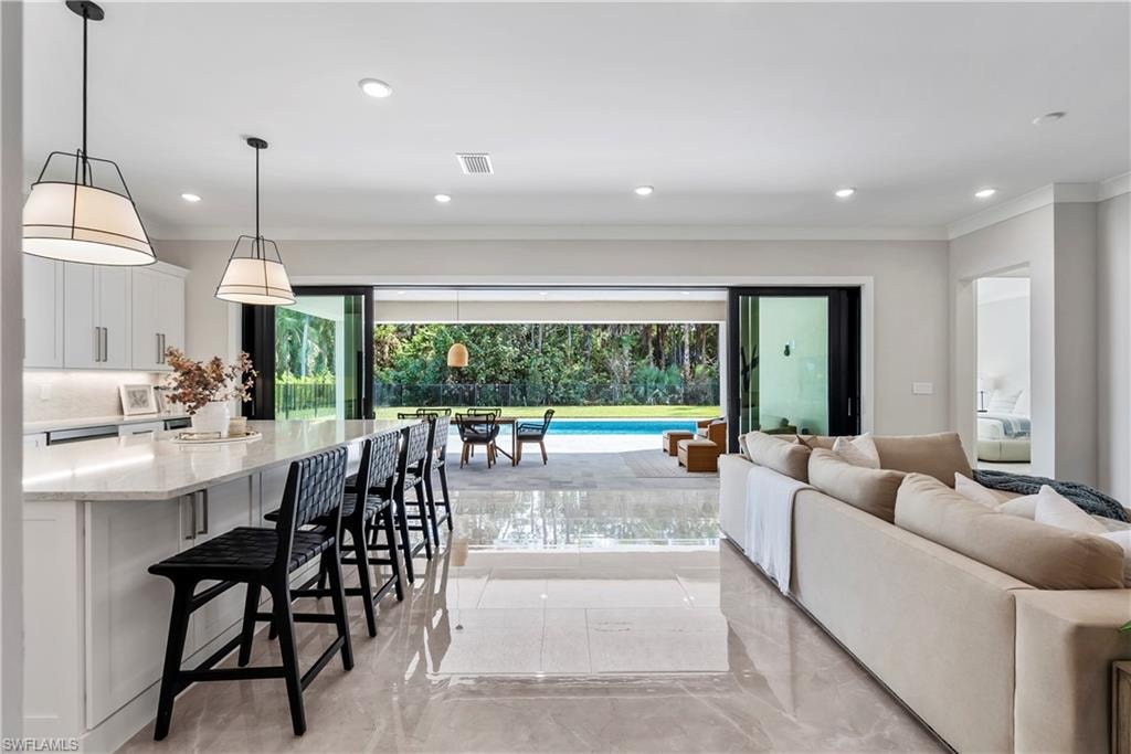 240 Allamanda WAY photo 7