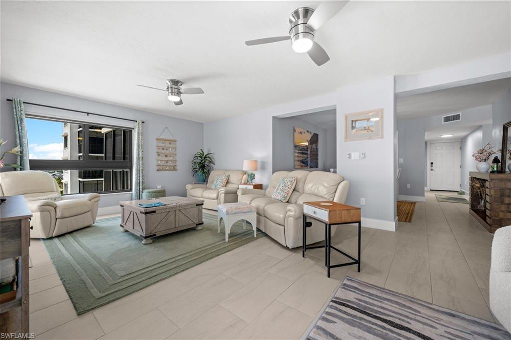 6612 Estero BLVD 903 photo 9