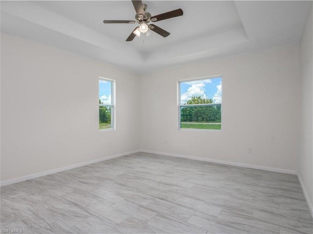 311 Rand AVE photo 13