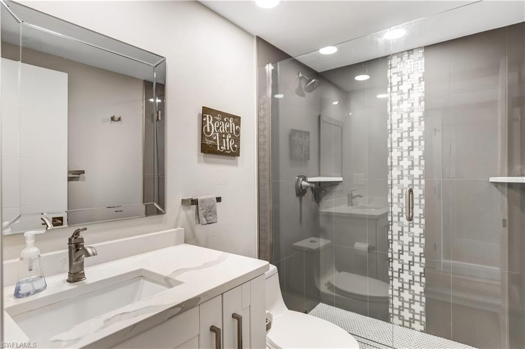 6662 Estero BLVD 308 photo 23