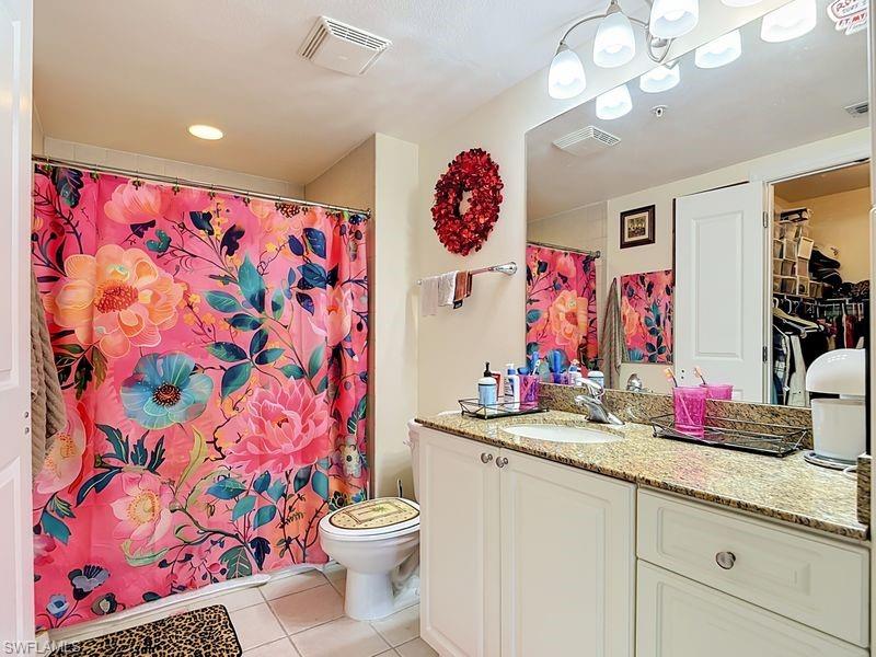 EACH BEDROOM HAS PRIVITE BATHROOM