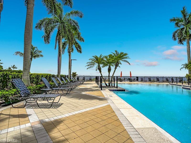2825 Palm Beach BLVD 216 photo 31