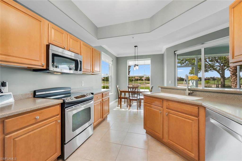 12033 Covent Garden CT 2403 photo 6