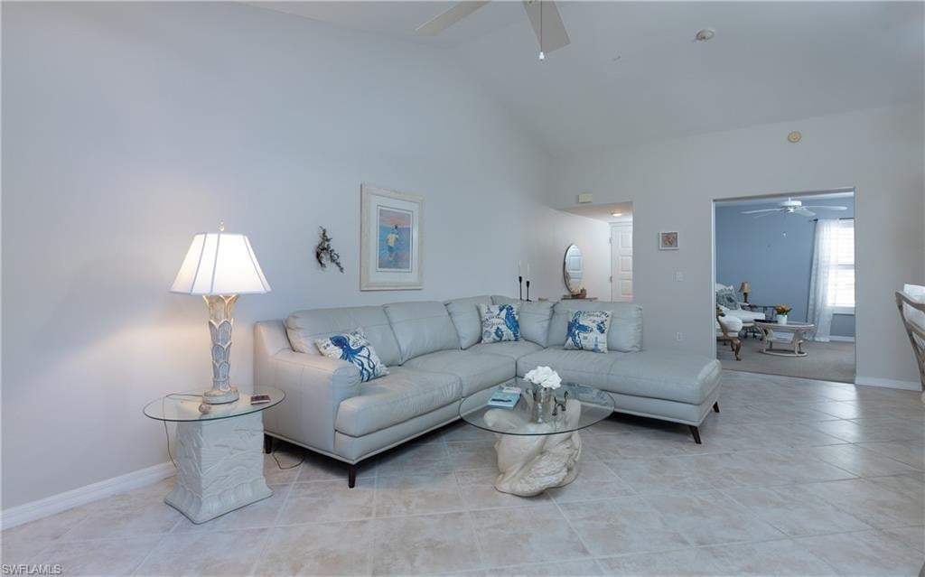 5825 Trailwinds DR 425 photo 7