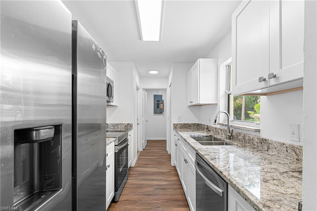 2816 Economy ST photo 14