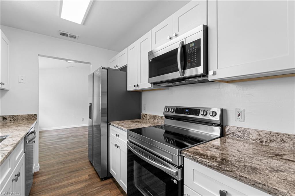 2816 Economy ST photo 11
