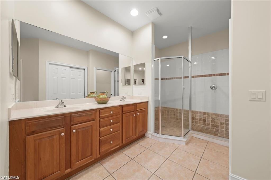 11053 Harbour Yacht CT 201 photo 12