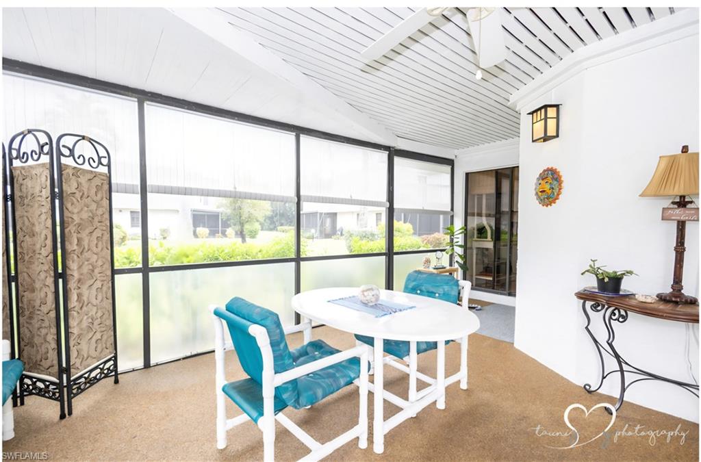 Large Screened in Lanai