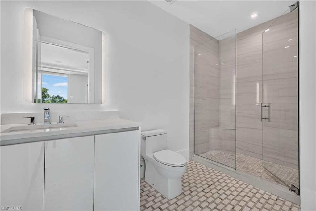 1165 8TH ST S #201 photo 33