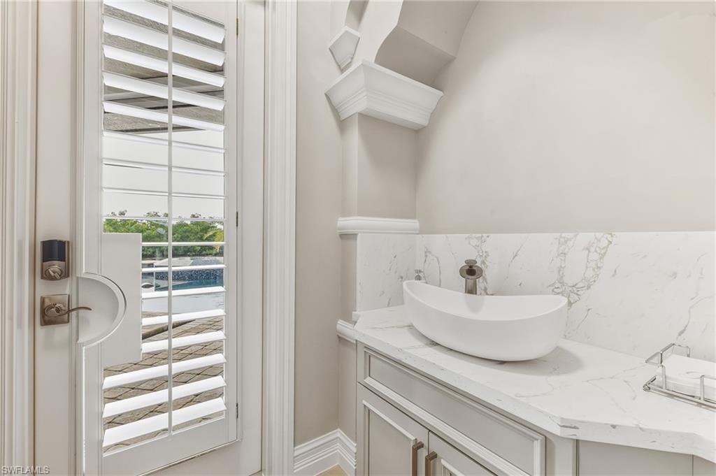 5764 Staysail CT photo 34