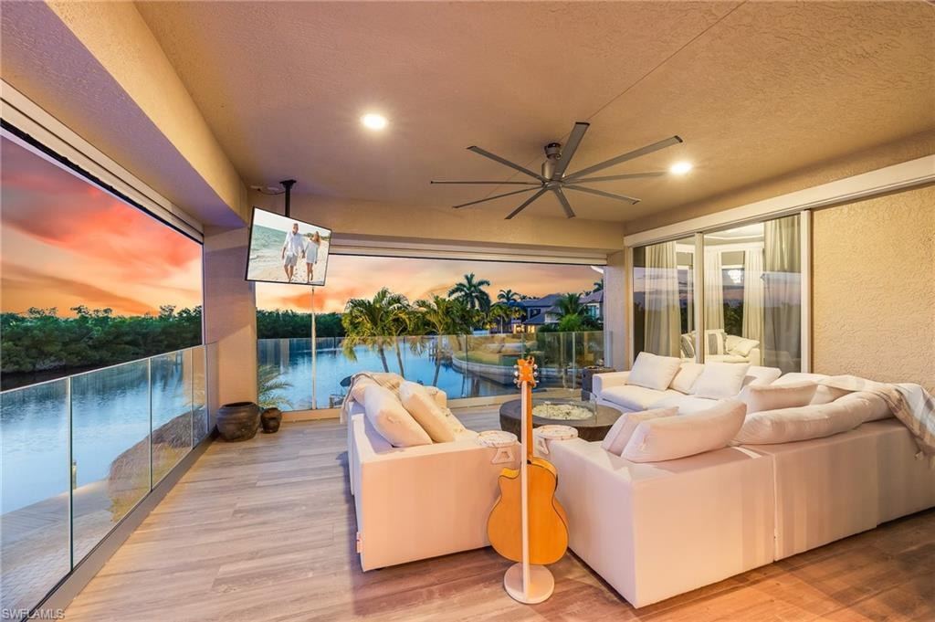 5764 Staysail CT photo 35