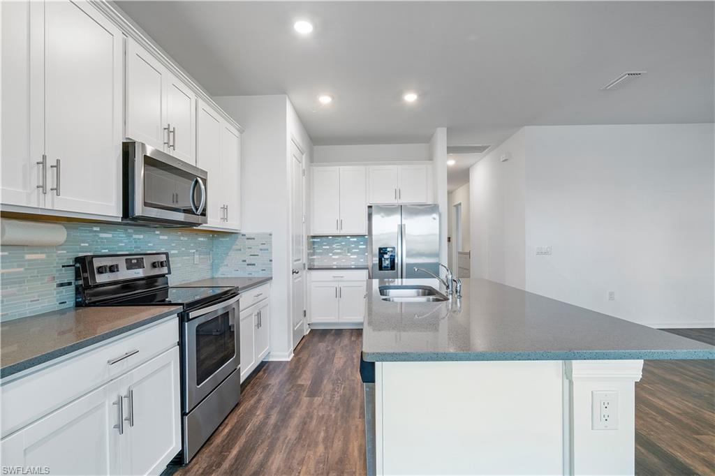 16369 Palmetto ST photo 19