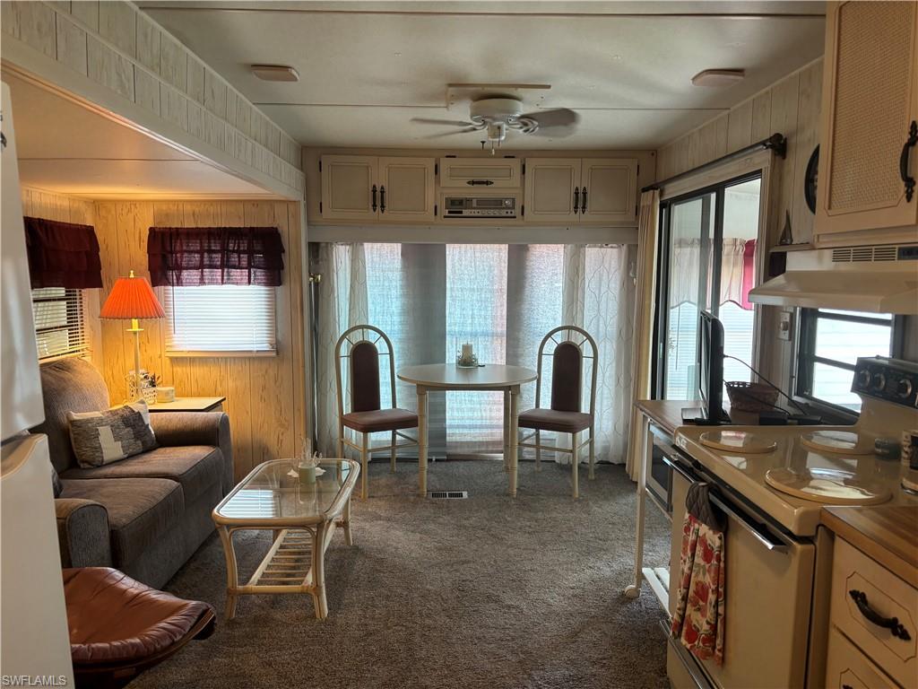 9 Jade DR photo 22