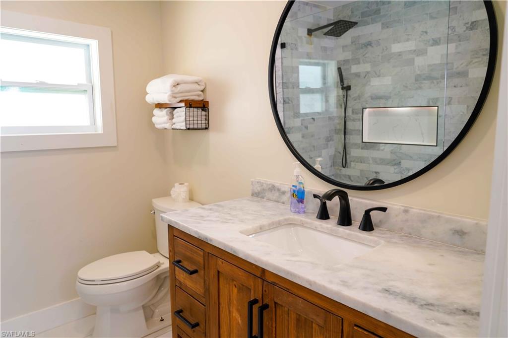 4842 Triton CT W photo 15