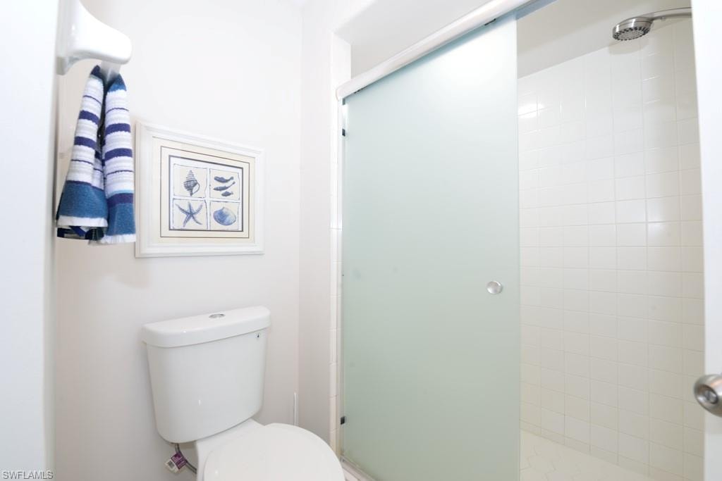 13050 Amberley CT 708 photo 6