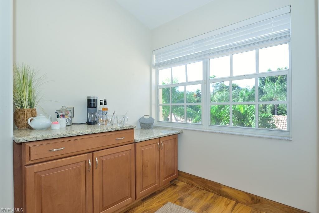 13050 Amberley CT 708 photo 13