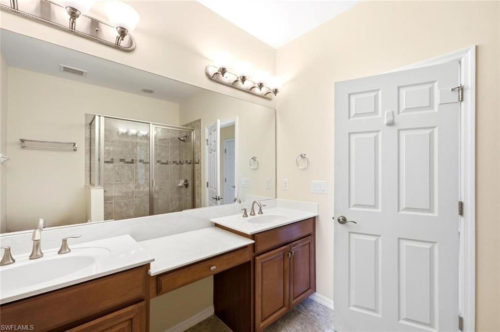 23421 Alamanda DR 201 photo 14