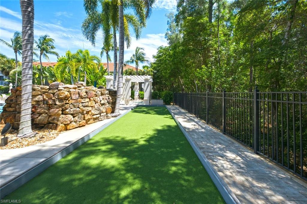 23421 Alamanda DR 201 photo 25