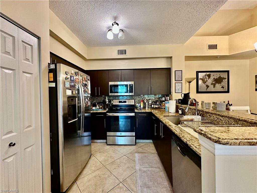 1230 Reserve WAY 304 photo 7