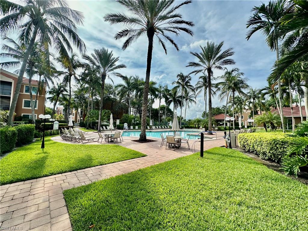 1230 Reserve WAY 304