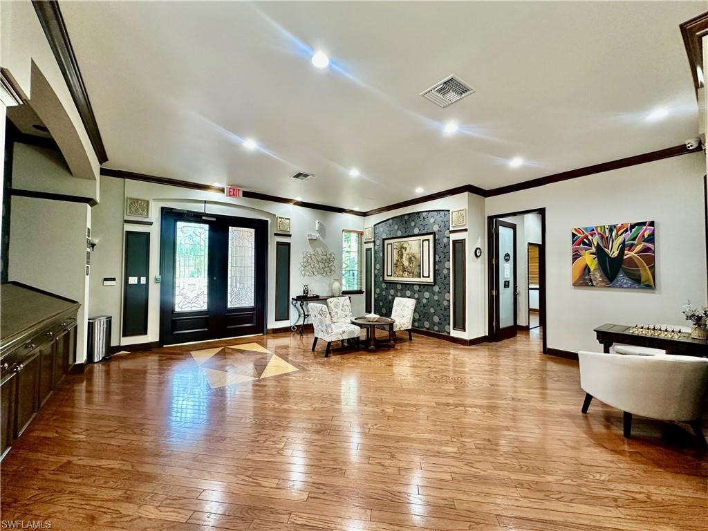 1230 Reserve WAY 304 photo 18