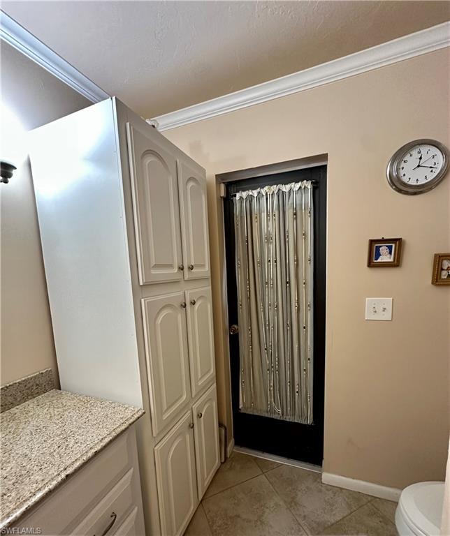 304 NE 19th TER photo 16