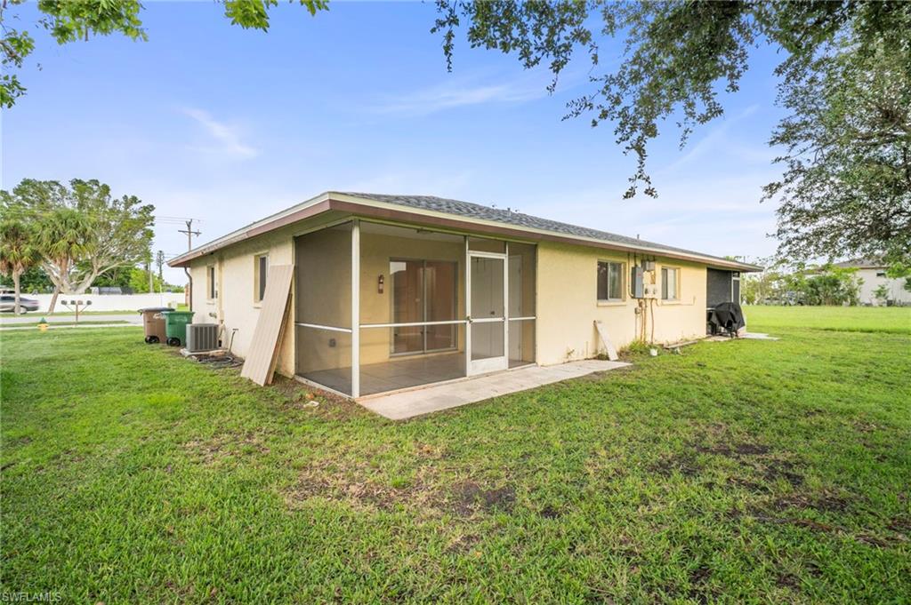 4406 santa barbara BLVD B photo 23