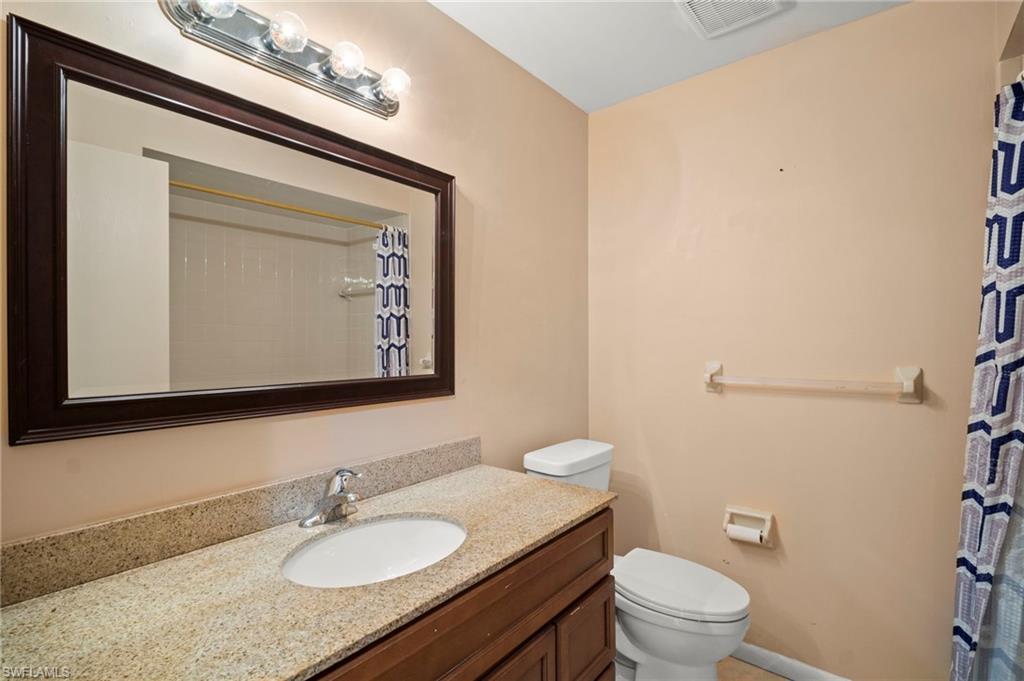 4406 santa barbara BLVD B photo 17