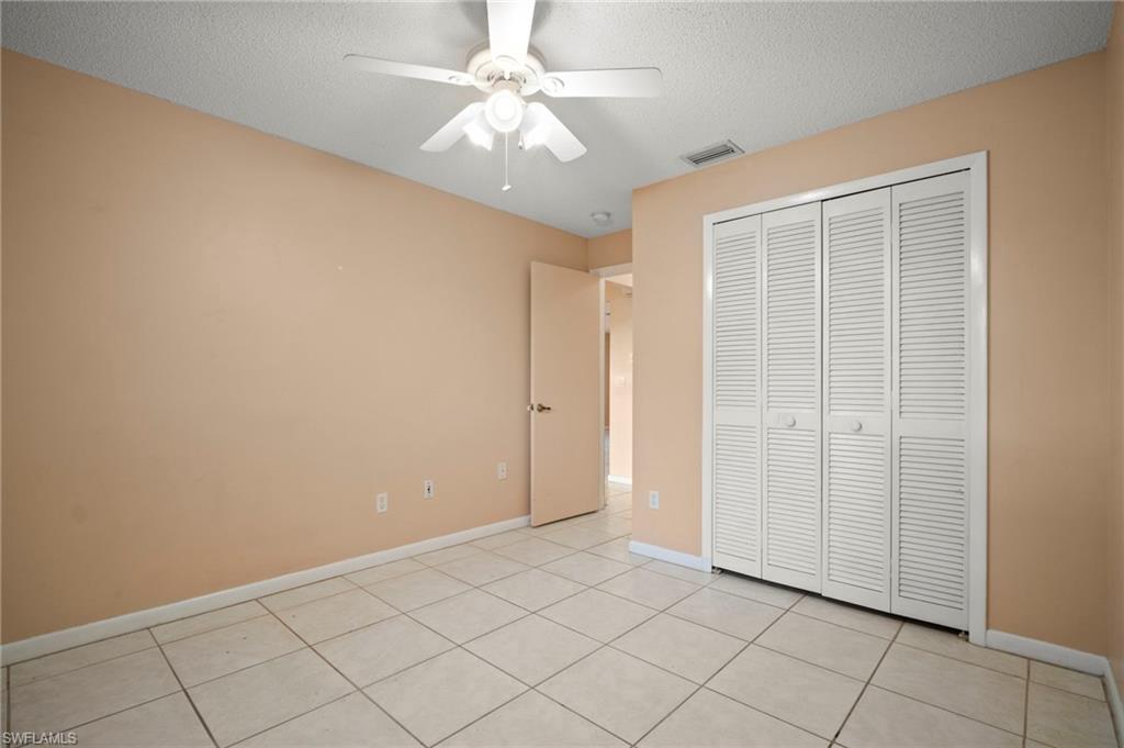 4406 santa barbara BLVD B photo 20