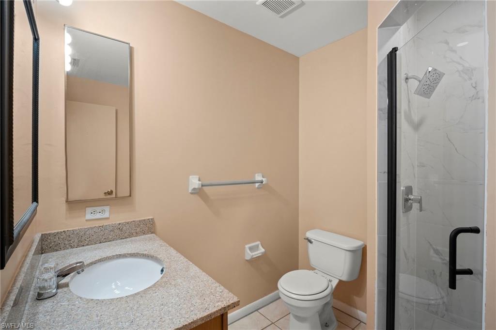 4406 santa barbara BLVD B photo 15
