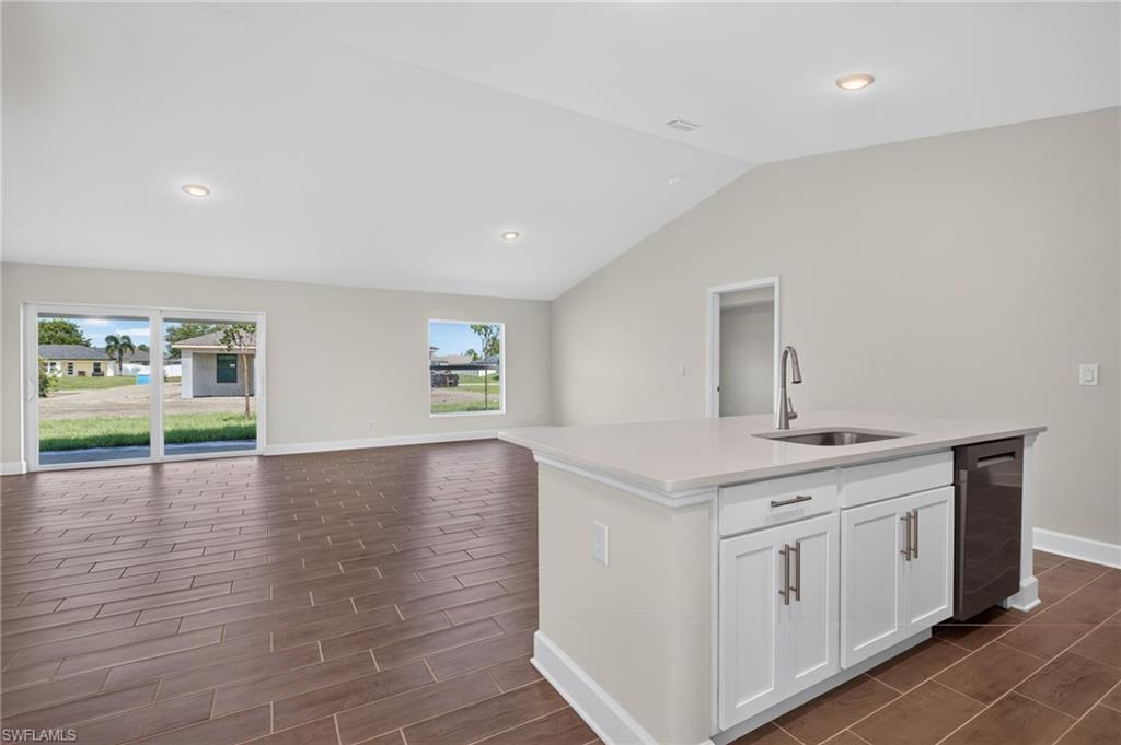 2520 NW 20th AVE photo 12