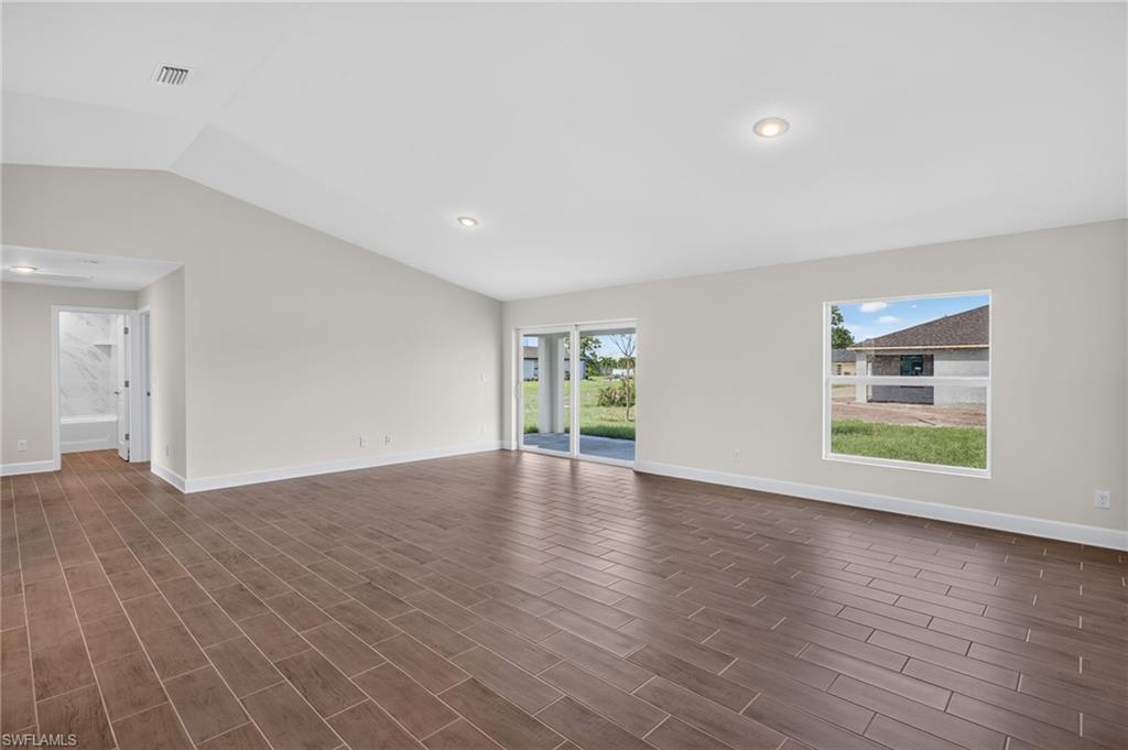 2520 NW 20th AVE photo 14
