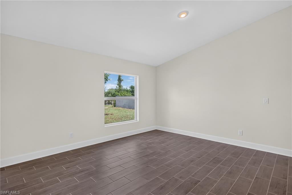 2520 NW 20th AVE photo 15