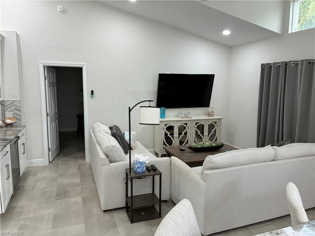 16126 Kelly Woods DR photo 6