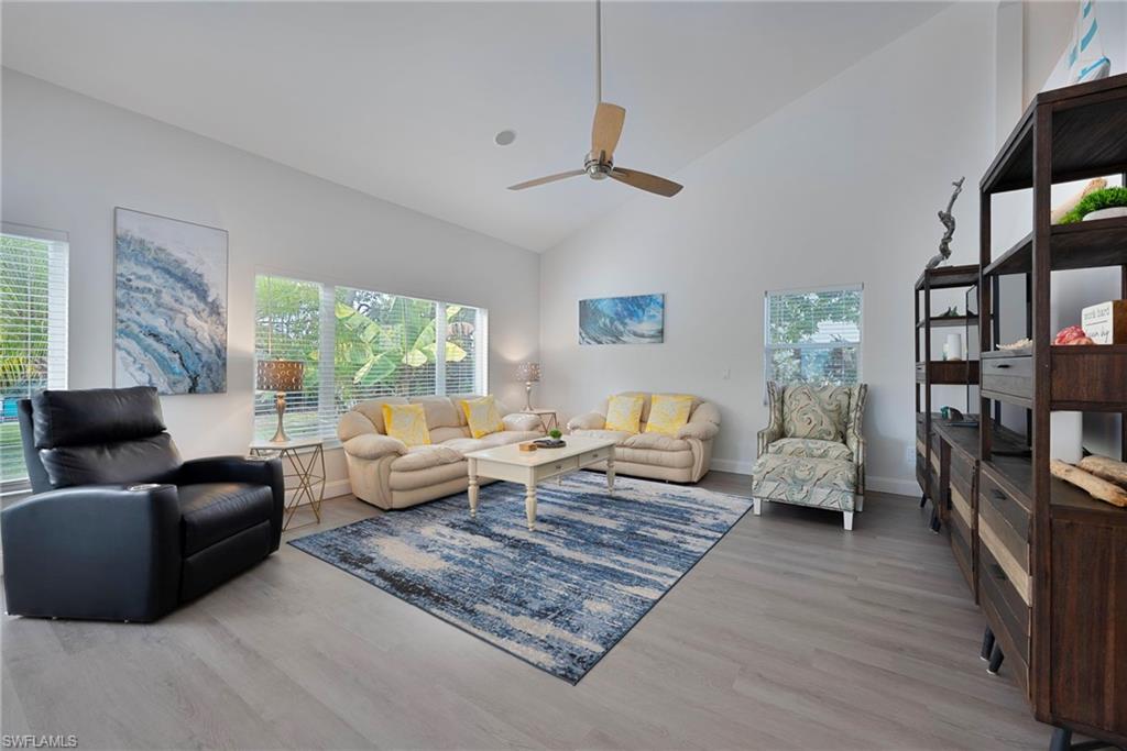 27218 Barefoot LN