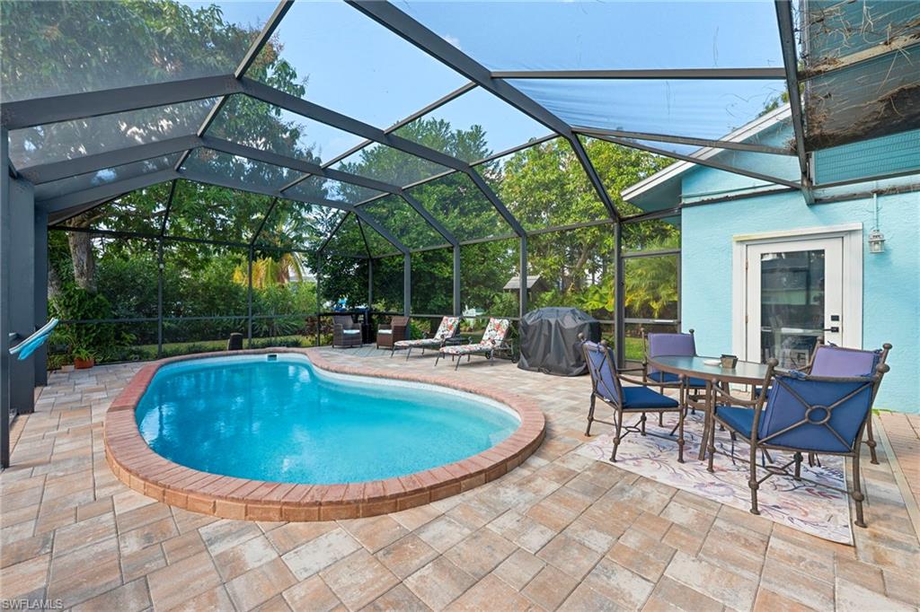 27218 Barefoot LN photo 15