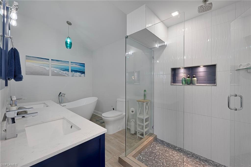 27218 Barefoot LN photo 11