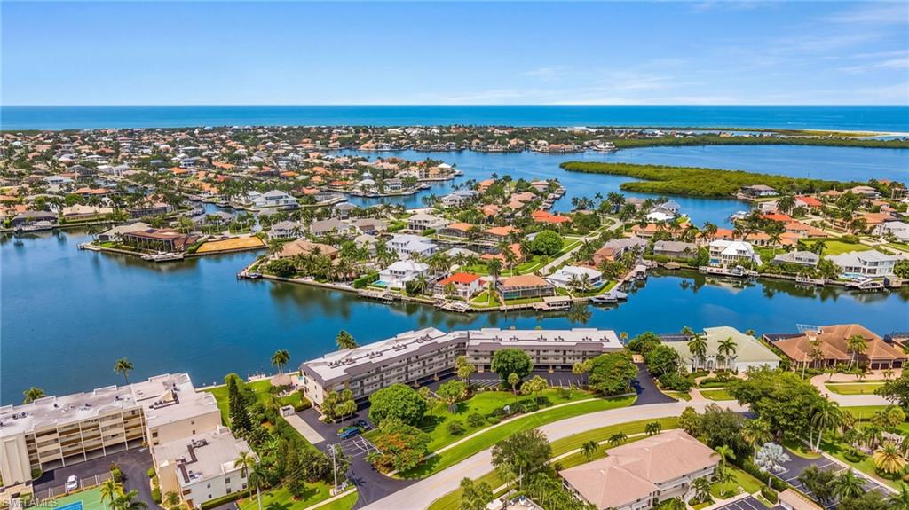 848 Elkcam CIR 212 photo 27