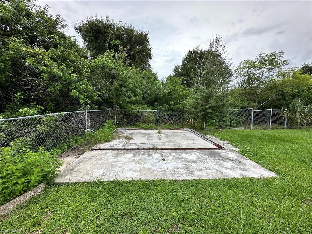 3543 Drance ST photo 30