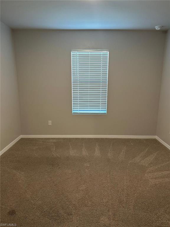 230 Nicholas PKWY W photo 9