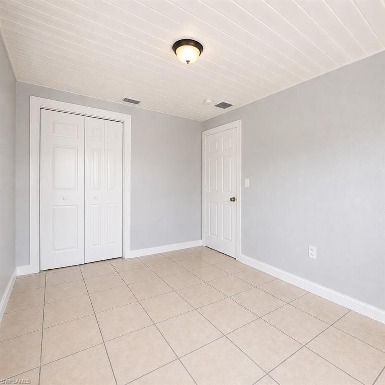 3240 Dora ST photo 8