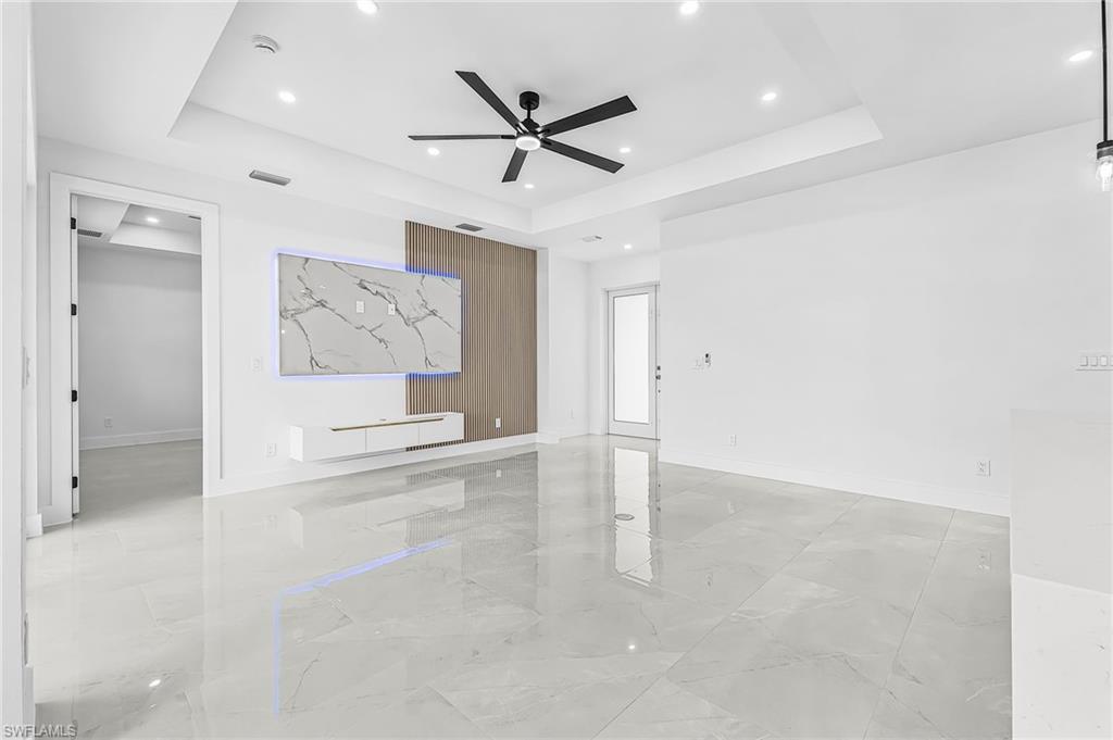 2909 NW 5th AVE photo 6