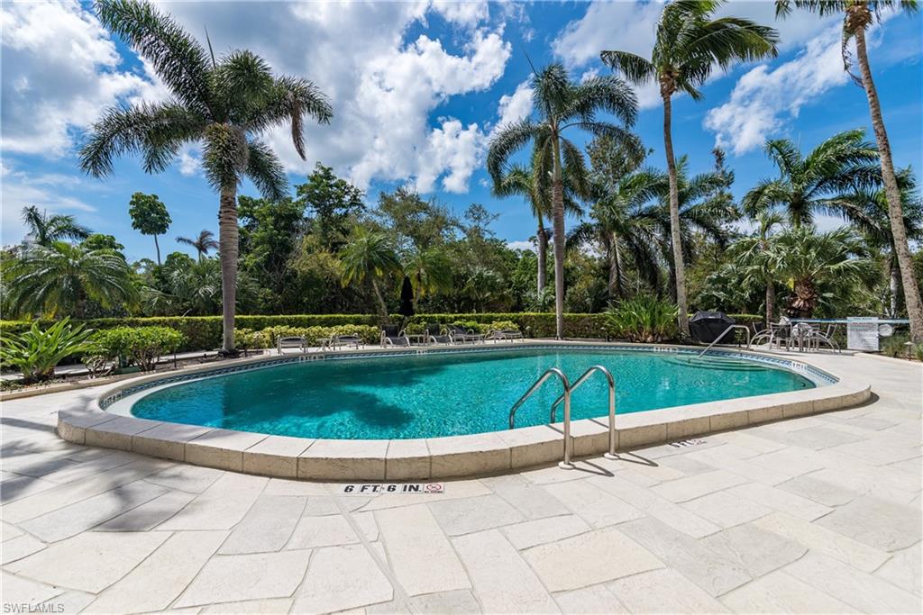 5555 Heron Point Drive 101 photo 23